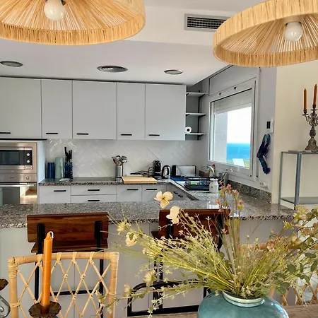 Villa 8 Couchages Piscine Vue *